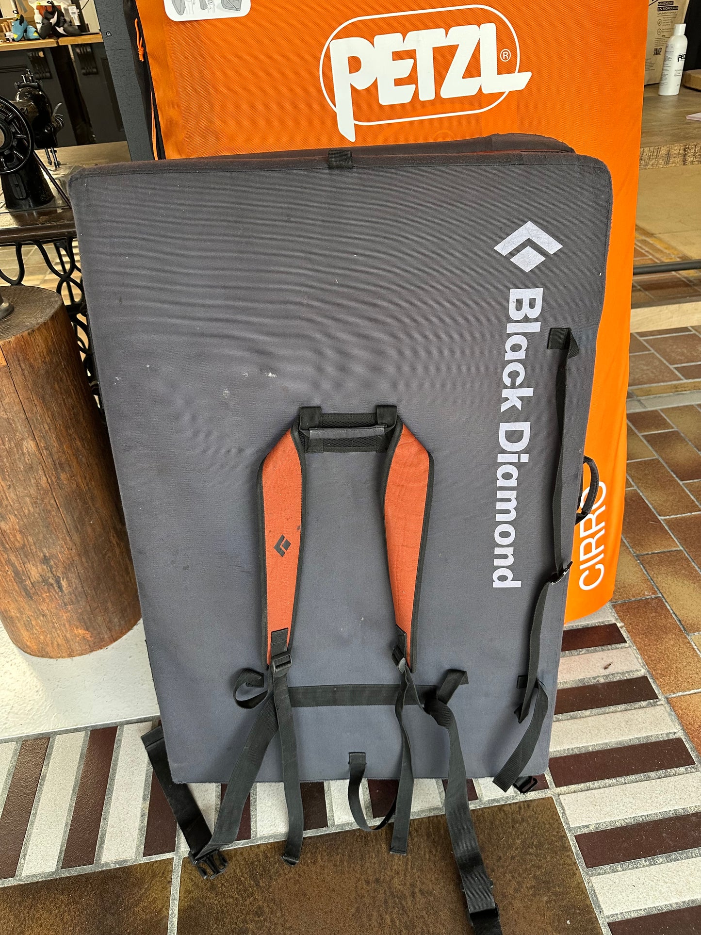 Crash-pad BLACK DIAMOND Circuit - OCCASION (FBCP 24-04)