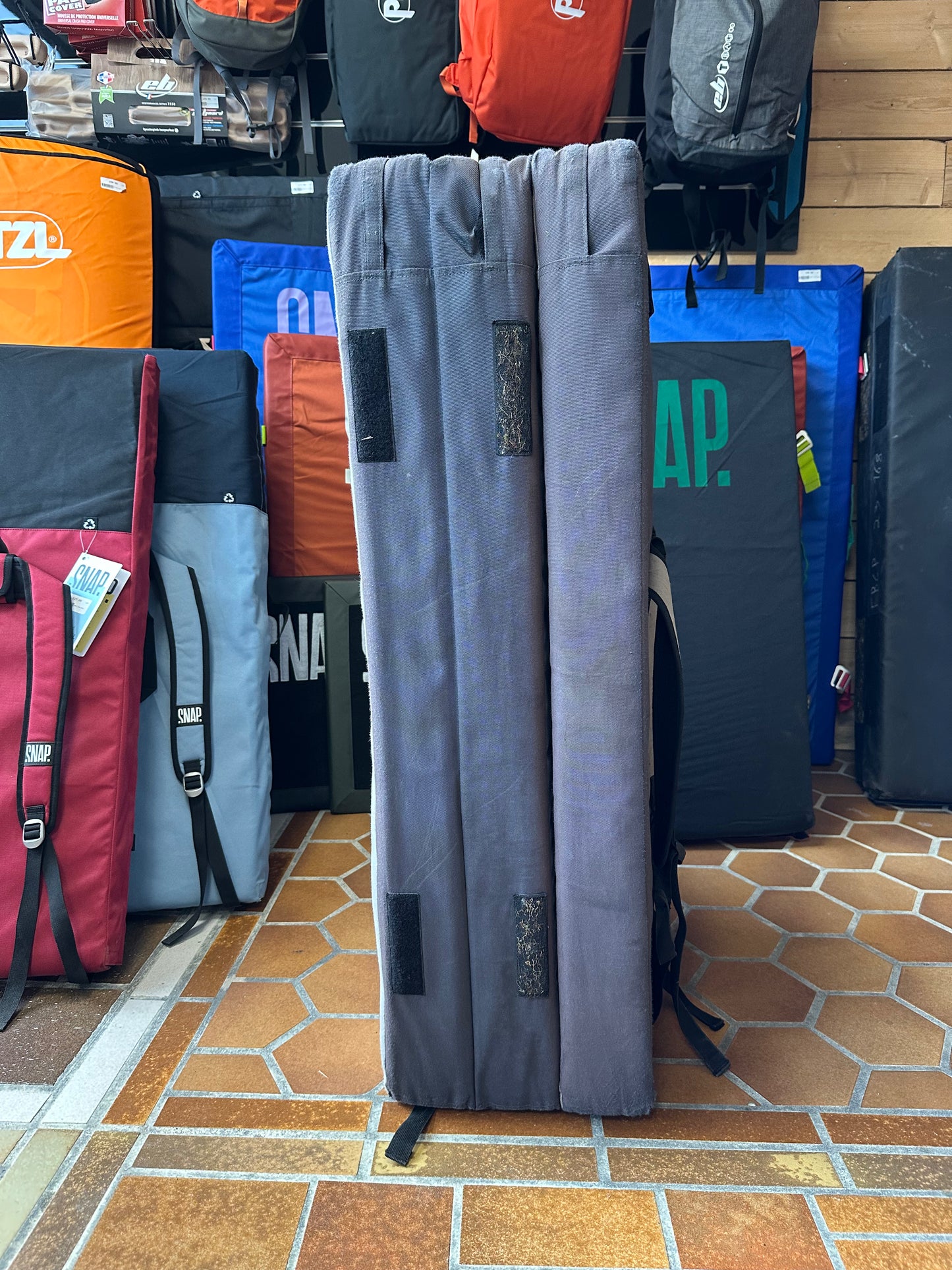 Crash-pad BLACK DIAMOND Circuit Z - OCCASION (FBCP 24-18)