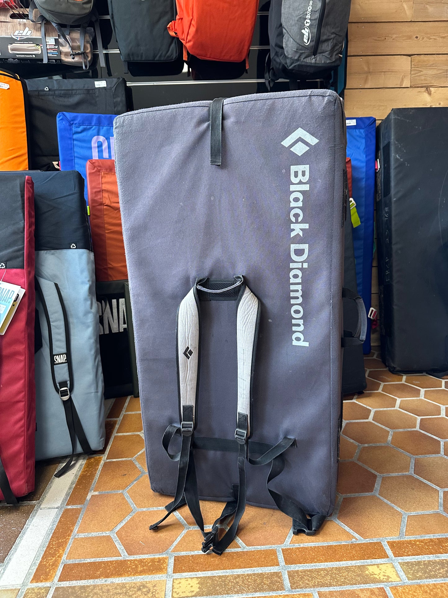 Crash-pad BLACK DIAMOND Circuit Z - OCCASION (FBCP 24-18)